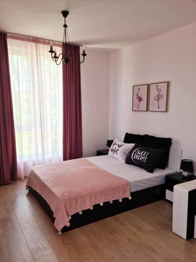 Ferienwohnung Rose Studio Burgas City Exterior foto
